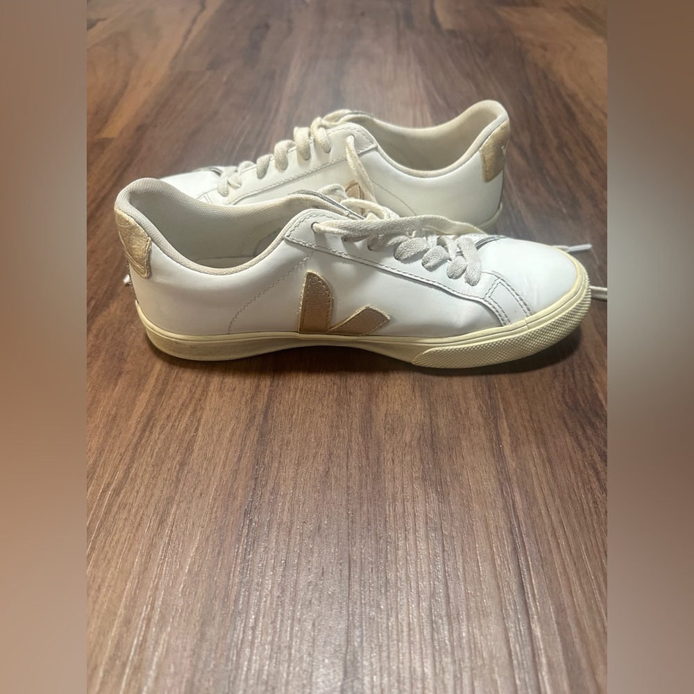 Veja Women's Cream and Gold Sneakers - Picture 5 of 11